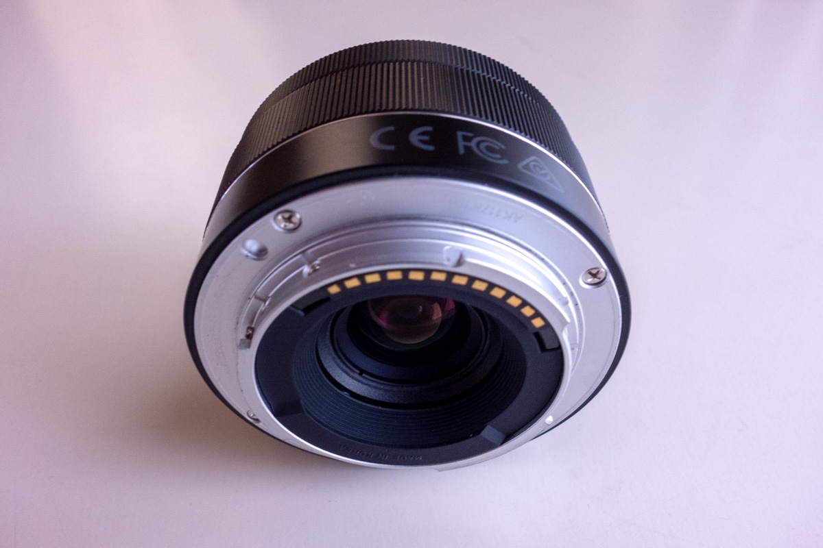 α7ⅲにおすすめのスナップレンズ｜SAMYANG 単焦点広角レンズ AF 35mm F2.8 | finderks.com